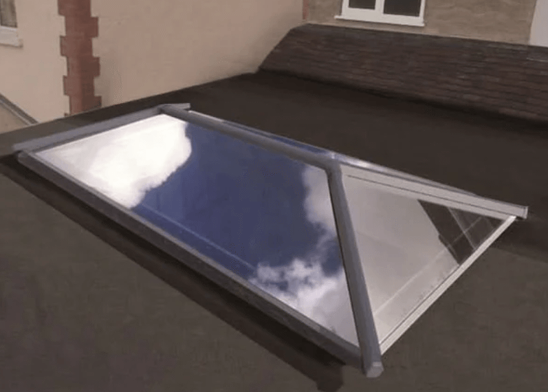 Benefits of Buying Opening Rooflights Online for Your Home